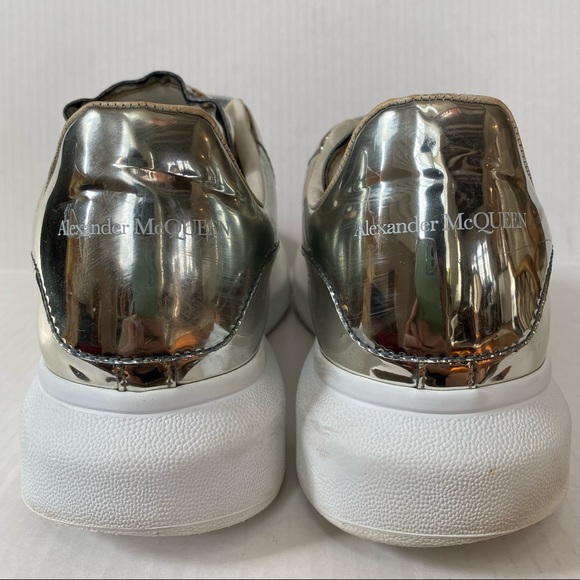 Alexander McQueen Oversized Sneakers - Picture 5 of 15